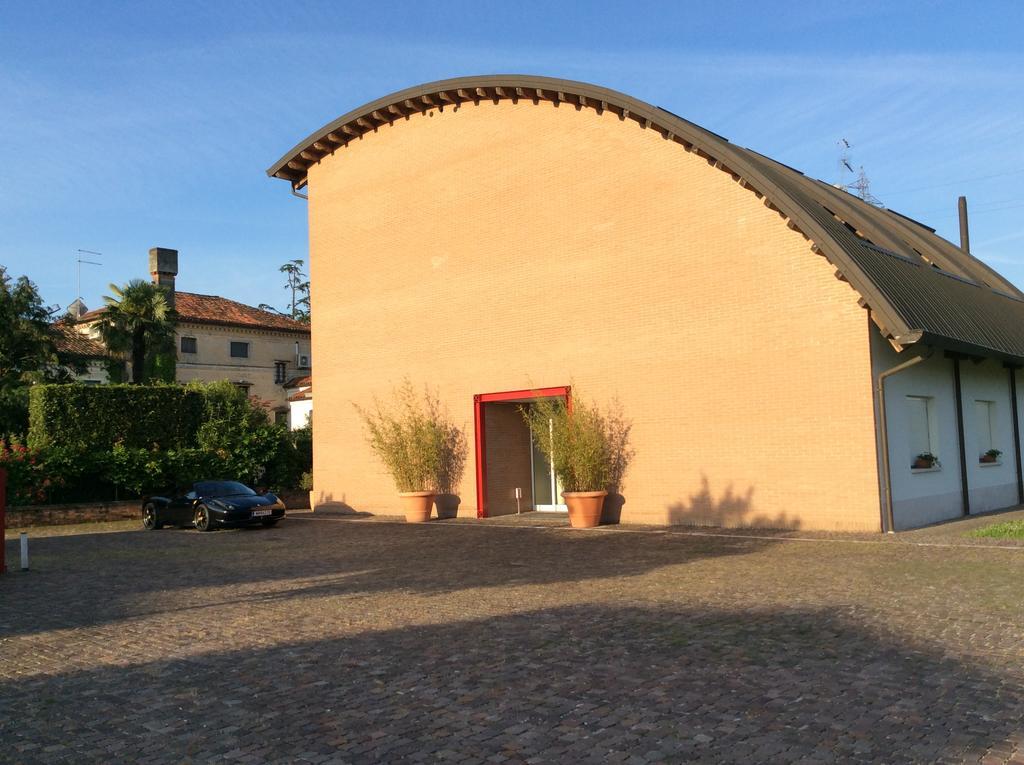 15.92 Hotel Cazzago  Bagian luar foto