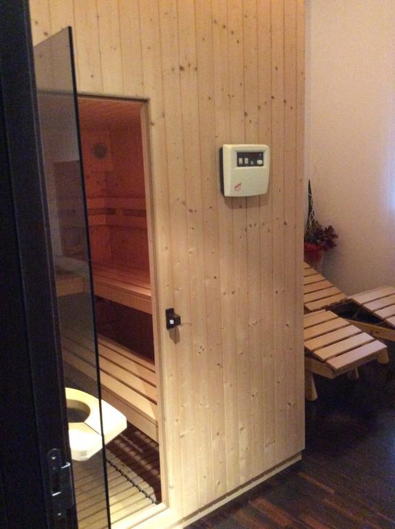 15.92 Hotel Cazzago  Bagian luar foto