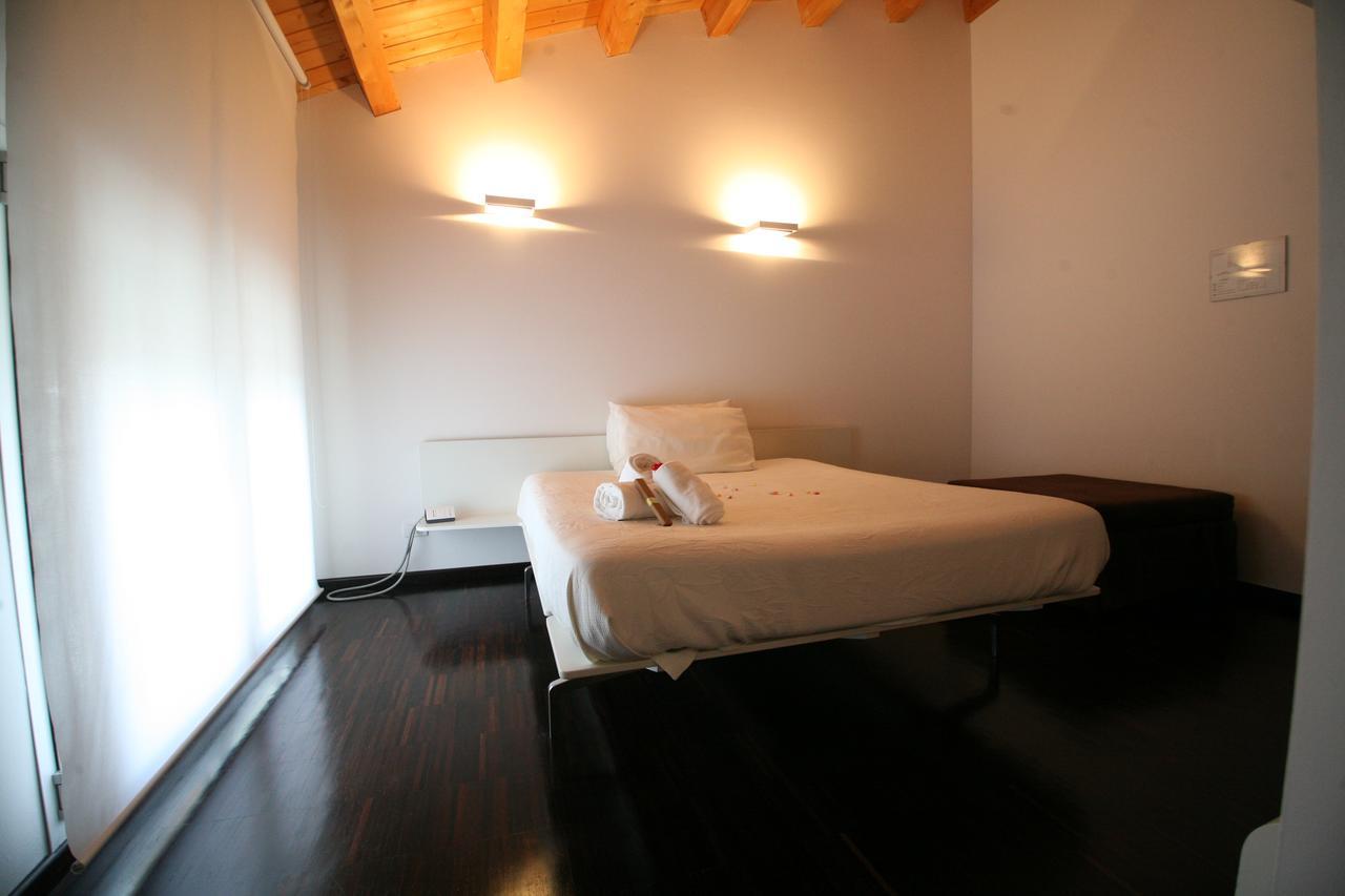 15.92 Hotel Cazzago  Bagian luar foto