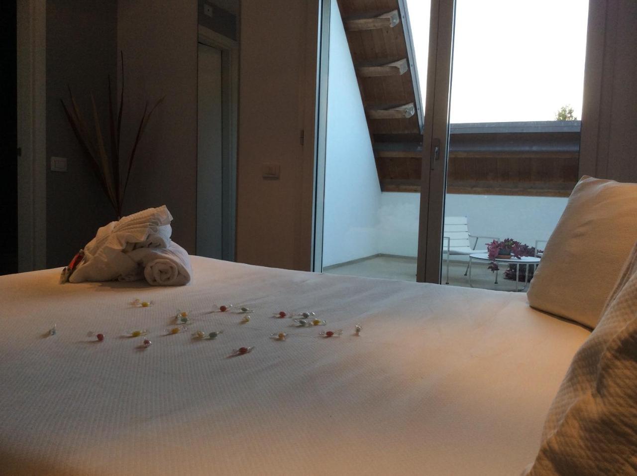 15.92 Hotel Cazzago  Bagian luar foto