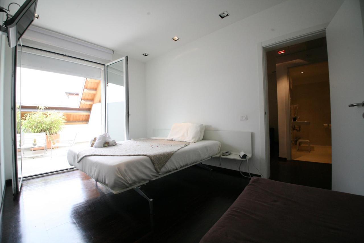 15.92 Hotel Cazzago  Ruang foto